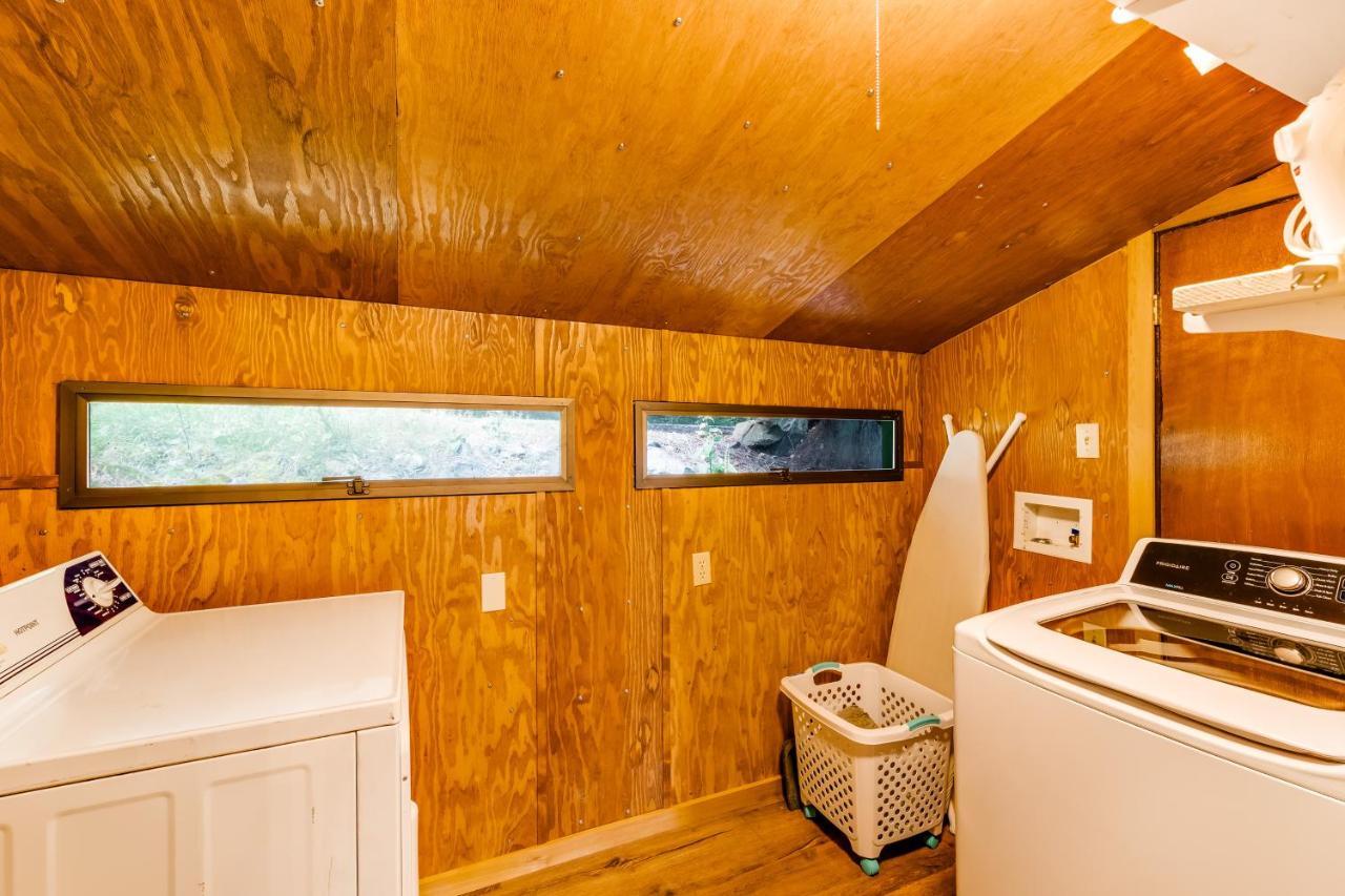 Tall Cedars Cabin By The Water Eastsound Экстерьер фото